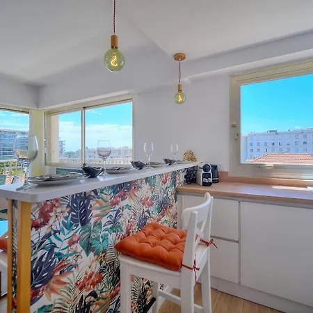 Immogroom - 5 Min From The Croisette Beaches - Terrace - Ac - Sea View *